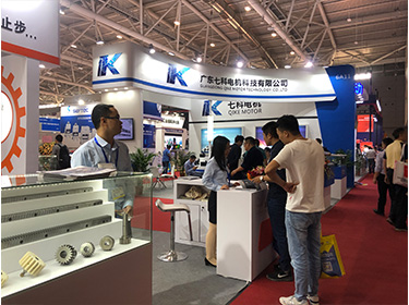 現(xiàn)場(chǎng)給客戶針對(duì)性解決方案 現(xiàn)場(chǎng)給客戶針對(duì)性解決方案